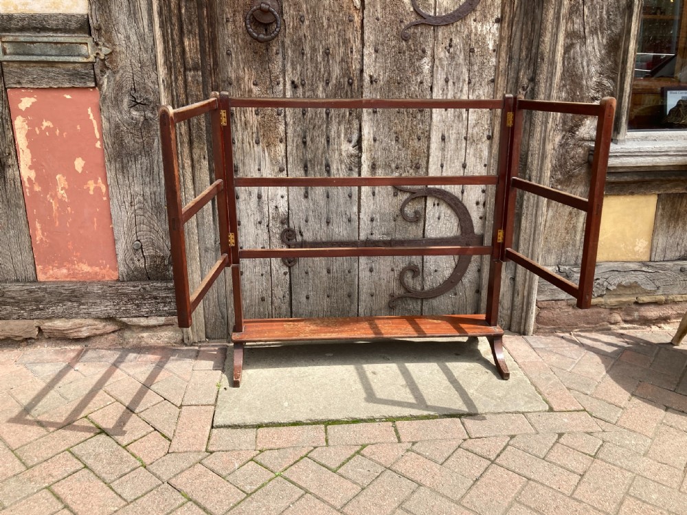 19th century mahogany threefold towel rail